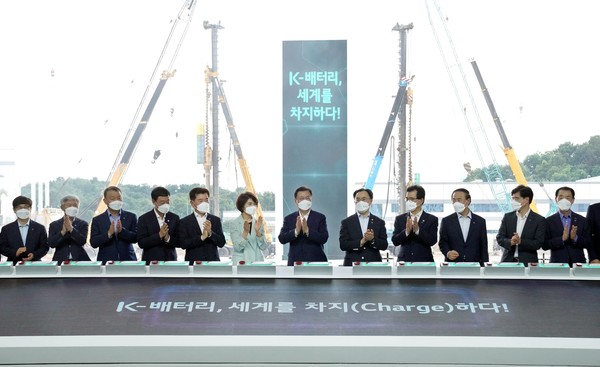 사진: 문재인 대통령 트위터