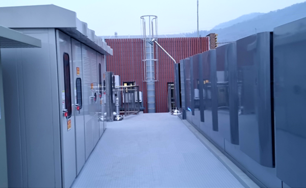 ◇SK에너지 박미주유소에 설치된 연료전지(사진: 서울시)