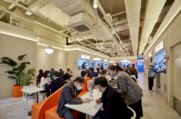  * 먼키 식당 내부