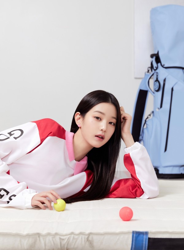 인기 아이돌 스타 장원영과 함께한 골프웨어 고스피어 화보(사진제공. 고스피어)