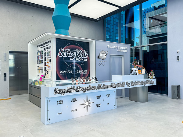 스트레이 키즈 콜라보 런칭 기념 팝업 스토어(사진 제공: 슬래시비슬래시)