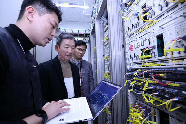 LG U+ 황현식 사장