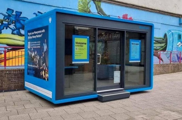 바클리스의 뱅킹 팟. [출처: 바클리스 홈페이지]