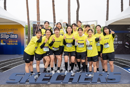 우리WON 농구 단체 사진 (사진 제공: 스케쳐스)