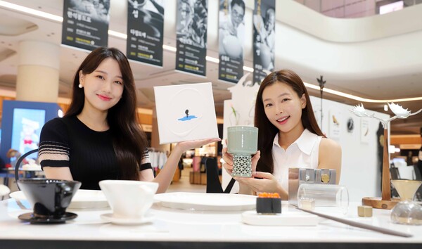 신세계백화점 스타필드 하남점이 26일부터 내달 1일까지 이천 도자기 페어 '렛츠 서프 세라믹 웨이브'를 진행한다. (사진제공. 신세계백화점)