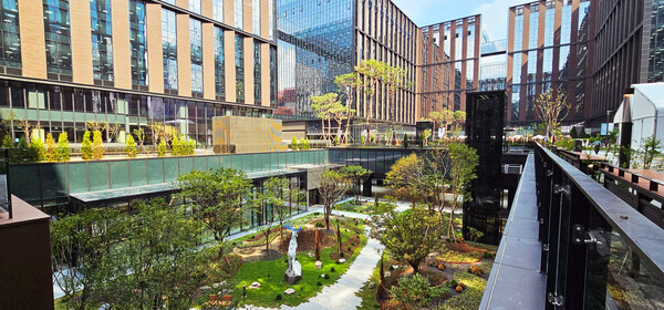 마곡CP4 원그로브 내부 중앙 조경 (사진제공=태영건설)