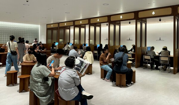 ‘e편한세상 명덕역 퍼스트마크’ 주택전시관 내부 모습 (사진제공=DL이앤씨)