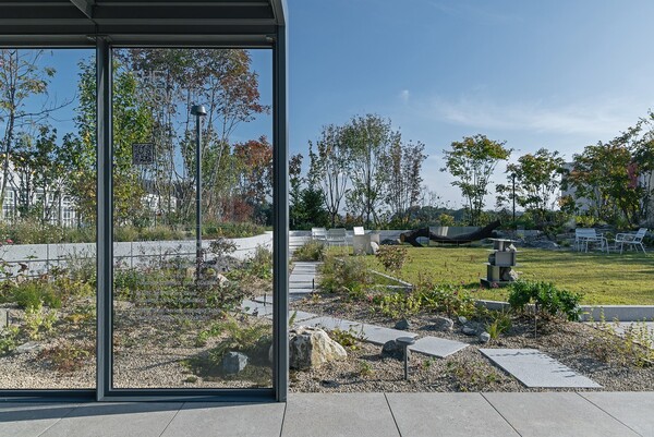 더샵갤러리 옥상조경 (사진제공=포스코이앤씨)