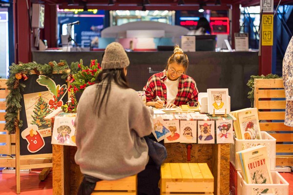 커먼 윈터타운에서 캐리커처를 그려주는 체험행사가 진행된다. (사진제공=코오롱FnC)