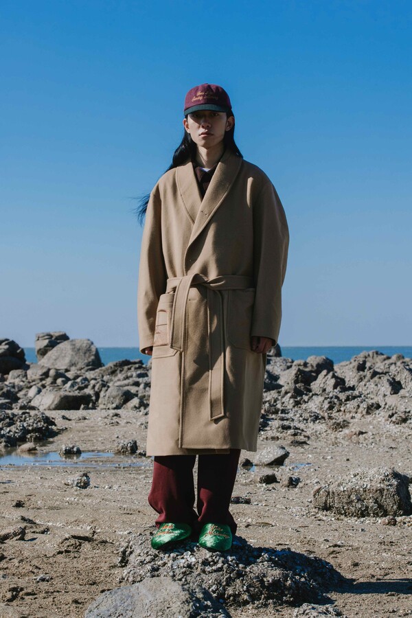 커스텀멜로우가 론칭 15주년을 맞아 리빙브랜드 세이투셰와 협업 상품을 출시했다. (사진제공=코오롱 FnC)