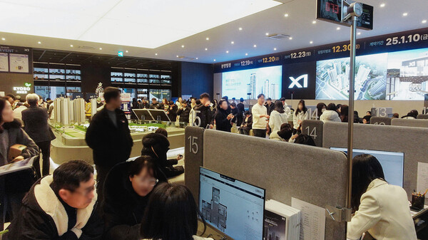 아산탕정자이 퍼스트시티 견본주택 집객 사진 (사진제공=GS건설)