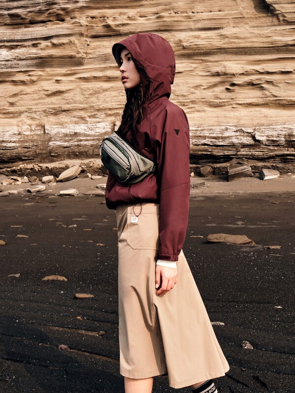  K2 'KTR 에어그리드 자켓’, ‘포레스트 스커트’ (사진제공=K2)