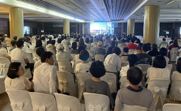 서초구 방배신삼호 재건축 홍보설명회가 조합원들이 자리를 가득 채운 가운데 성황리에 마무리 됐다.(사진=HDC현대산업개발)