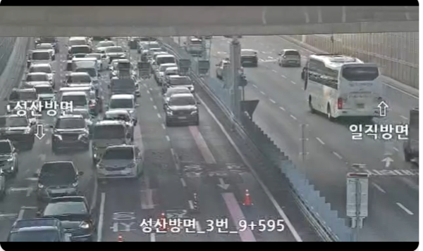 서부간선 지하도로 성산방면 입구 모습. 오전 7시50분 현재 