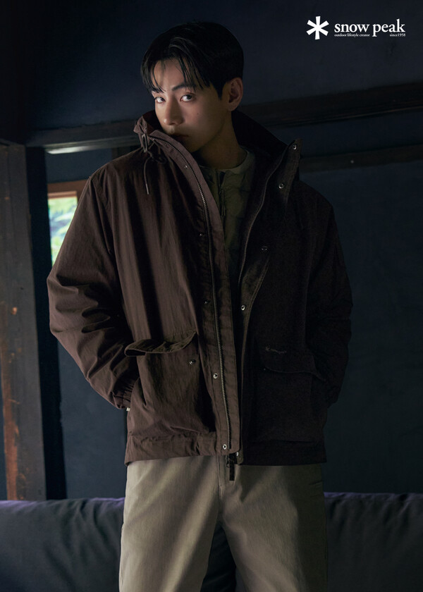 BTS 멤버 뷔와 함께한 스노우피크 어패럴 가을 화보 (사진=스노우피크어패럴)
