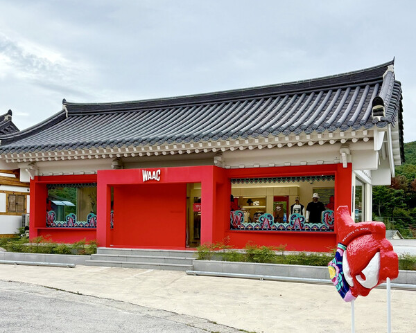 왁 경주하동점 매장전경 (사진=코오롱FnC)