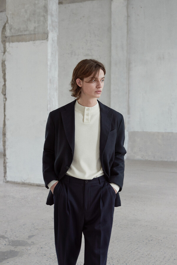 캠브리지멤버스 신규 캐주얼 라인 '무브레' 론칭 이미지 (사진제공=코오롱FnC)