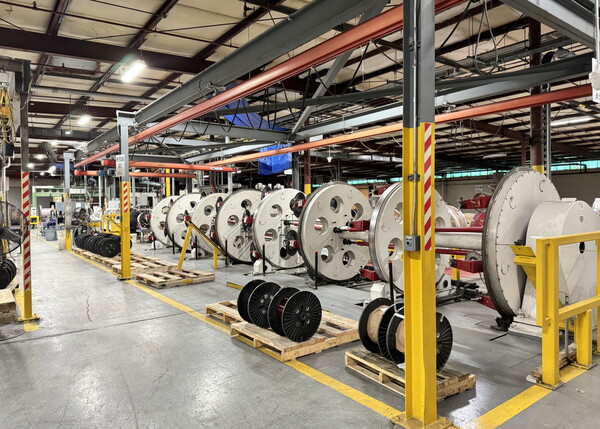 에식스솔루션즈 북미 공장 내 변압기용 특수 권선 설비 (사진제공=LS)