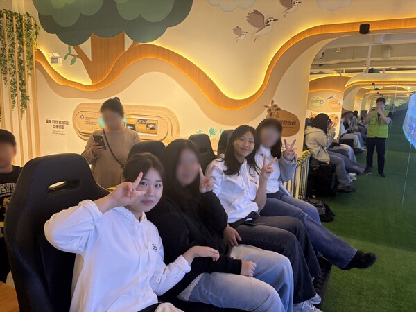 다이닝브랜즈그룹 봉사단 ‘다인어스’ 전북 지역 11월 활동 사진. (사진=다이닝브랜즈그룹)