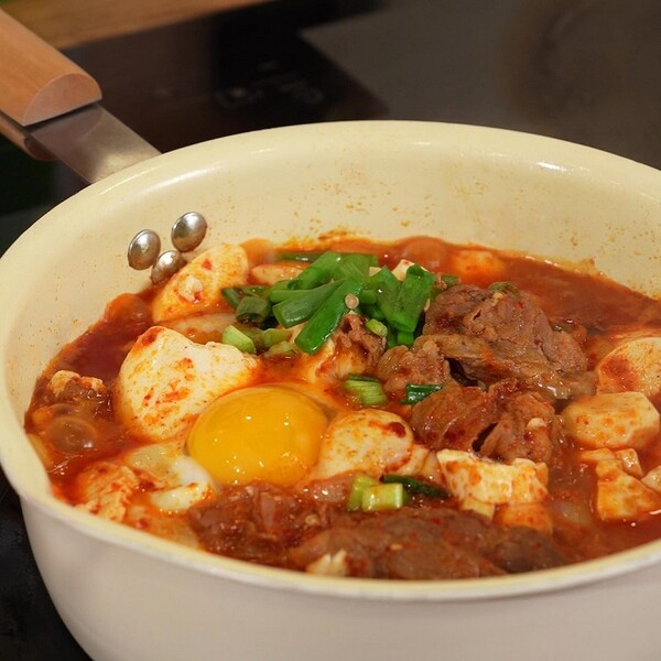 호주청정우 차돌박이 순두부찌개