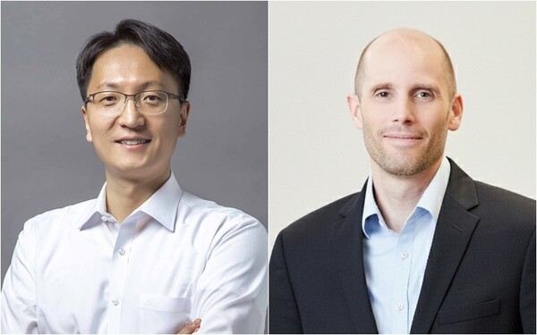 박대준 전 대표이사(왼쪽)와 해롤드 로저스 신임 대표. (사진=쿠팡)